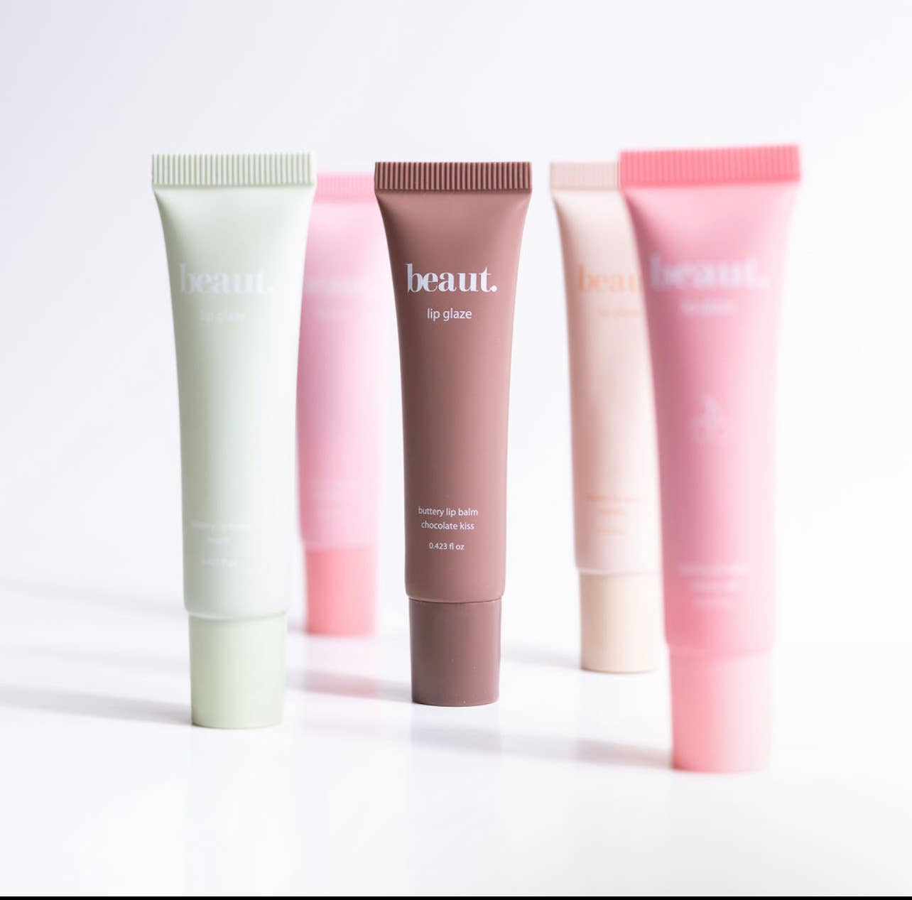 Vanilla and Strawberry Nourishing Lip Glaze - Lip Gloss: Chocolate